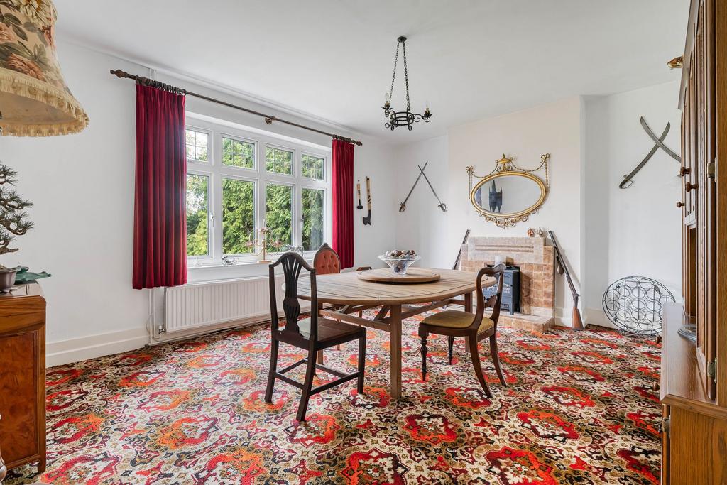 Dining room, fireplace