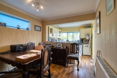 undefined, Meadow Close, Stalbridge