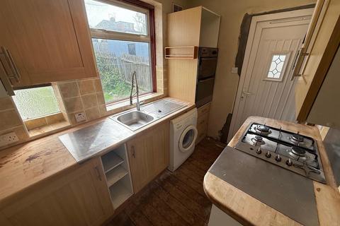 2 bedroom bungalow for sale, Waltham Way, London