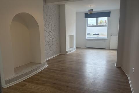 2 bedroom terraced house to rent, Gorsey Lane, Warrington, WA2
