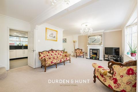 4 bedroom semi-detached house for sale, Romford Road, Chigwell, IG7