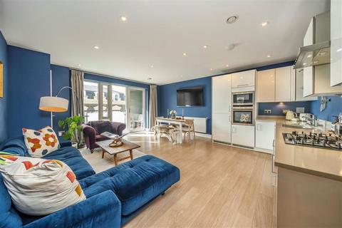2 bedroom flat for sale, Sidney Road, London SW9