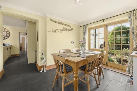 4 bedroom detached house for sale, Pont-Y-Cob Road, Gowerton, Swansea