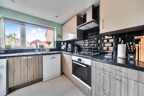 3 bedroom semi-detached house for sale, Hurst Road, Near Burnham, Berkshire, SL1