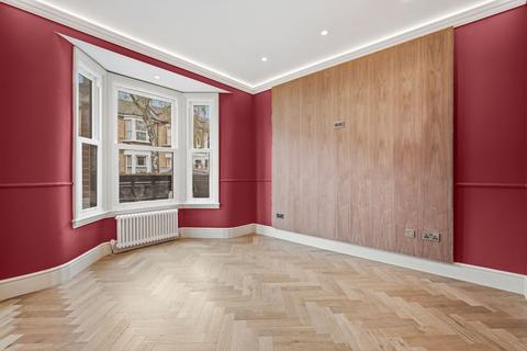 3 bedroom terraced house for sale, Scotts Road, London E10
