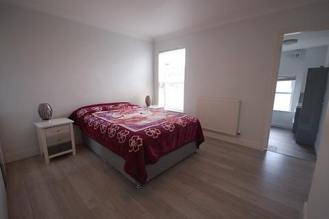 2 bedroom terraced house to rent, Broadway  Yaxley, Peterborough, Cambridgeshire
