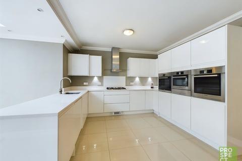undefined, Drifters Drive, Deepcut, Camberley, Surrey, GU16