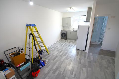 undefined, Roding Road, Loughton