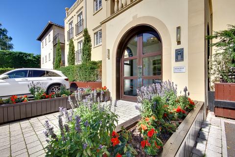 undefined, Canford Cliffs Road, Canford Cliffs, Poole, Dorset, BH13