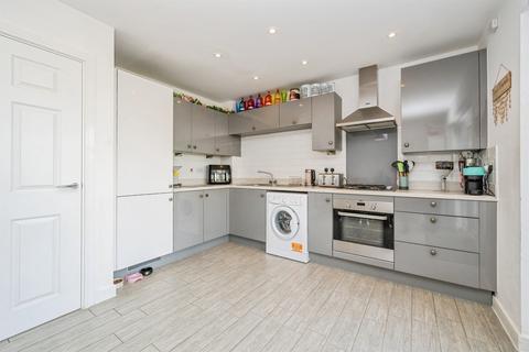 3 bedroom end of terrace house for sale, Francome Drive, Bramshall, Uttoxeter