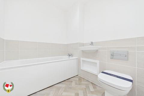 3 bedroom end of terrace house for sale, Hunts Grove Drive, Hardwicke, GL2