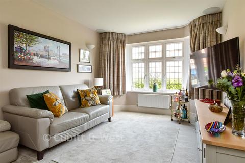3 bedroom detached house for sale, Skylark Way, Barnham PO22