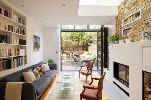 3 bedroom terraced house for sale, Danbury Street, London N1