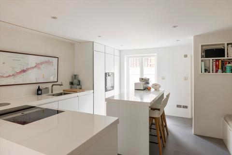 3 bedroom terraced house for sale, Danbury Street, London N1