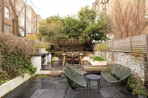 3 bedroom terraced house for sale, Danbury Street, London N1