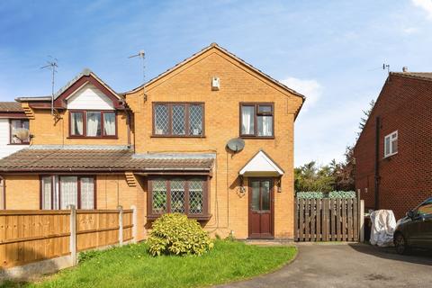 3 bedroom semi-detached house for sale, Gothic Close, Nottingham, Nottinghamshire, NG6