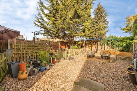 3 bedroom semi-detached house for sale, Gothic Close, Nottingham, Nottinghamshire, NG6