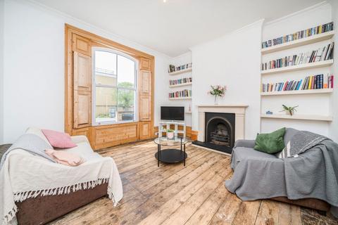 6 bedroom semi-detached house for sale, Amhurst Road, London E8