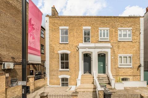 Amhurst Road, London E8