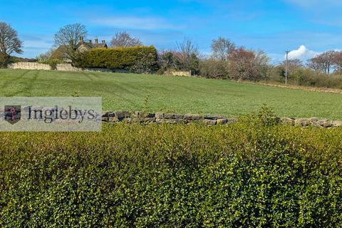 undefined, Stanghow, Lingdale