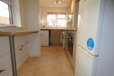 2 bedroom terraced house to rent, Malta Road, Cambridge CB1
