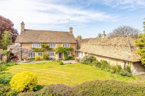 3 bedroom village house for sale, The Street, Grittleton