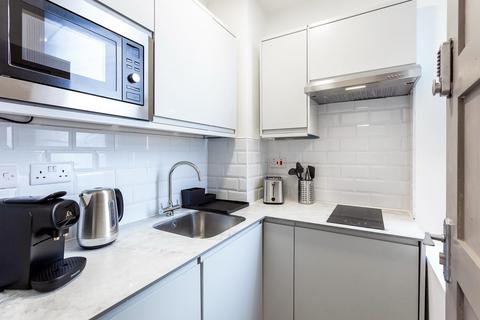Terraced house to rent, Bond Street, Ealing, London, W5