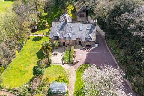 5 bedroom detached house for sale, Pont Marquet Farm