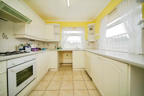 2 bedroom bungalow for sale, Mitford Close, Ipswich, Suffolk, IP1
