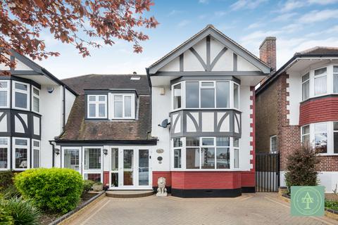 4 bedroom semi-detached house for sale, The Birches, Winchmore Hill, London, N21