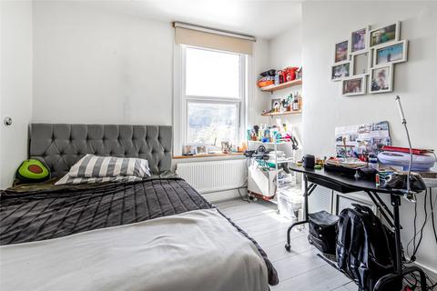 2 bedroom terraced house for sale, Eardley Road, London, SW16