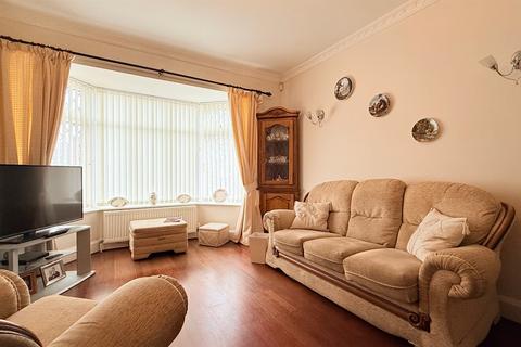 2 bedroom detached bungalow for sale, West Avenue, Ripley DE5