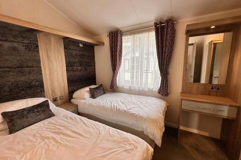 2 bedroom park home for sale, Hoburne Cotswold Reach