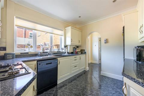 3 bedroom end of terrace house for sale, Milton Road, Fallings Park, Wolverhampton, West Midlands, WV10