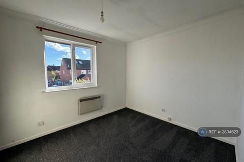 2 bedroom terraced house to rent, Dickens Court, Biggleswade, SG18