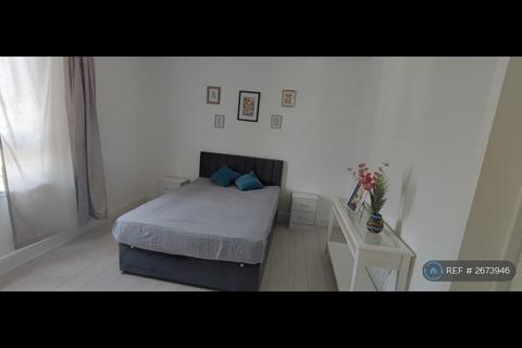 undefined, Chapelhall, Airdrie, ML6
