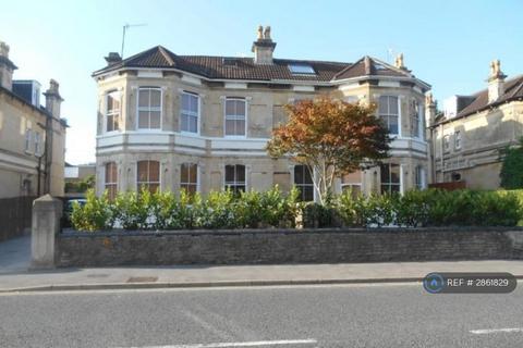1 bedroom in a house share to rent, Newbridge Road, Bath, BA1
