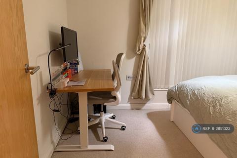 1 bedroom flat to rent, Queensland Road, London, N7
