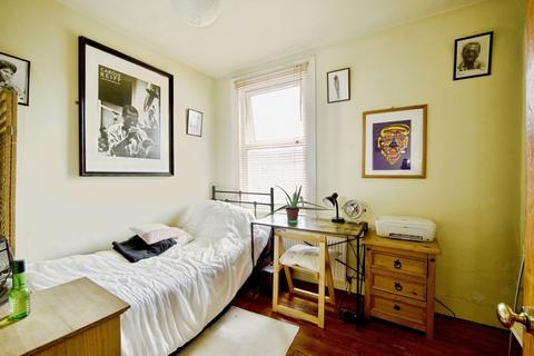 2 bedroom terraced house for sale, Sutton Court Road, Plaistow, London, E13