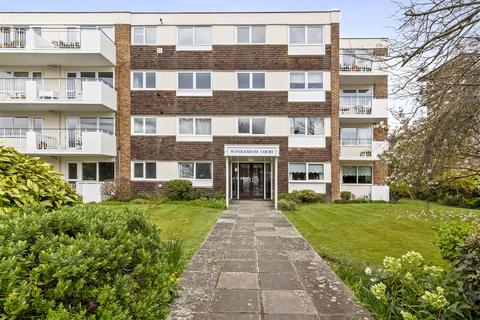 2 bedroom flat for sale, Grand Avenue, Worthing