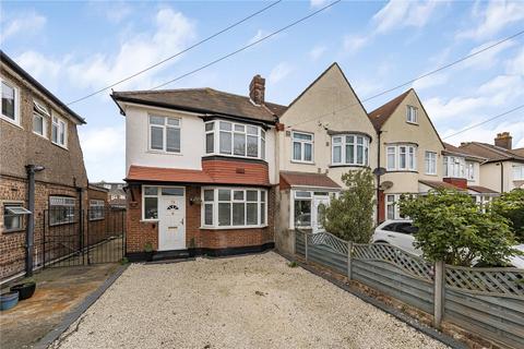 Hall Road, Isleworth