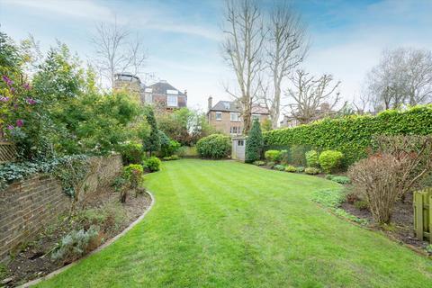 2 bedroom flat for sale, Thurlow Road, London NW3