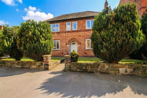 undefined, Hale Road, Hale