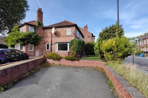 3 bedroom semi-detached house to rent, Hale Road, Hale