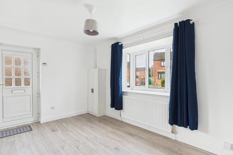 1 bedroom flat to rent, Elmhurst Avenue, South Normanton, DE55