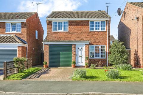 3 bedroom detached house for sale, Bramcote Drive, Retford