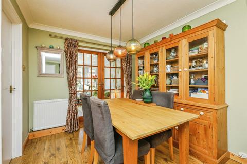 3 bedroom detached house for sale, Bramcote Drive, Retford