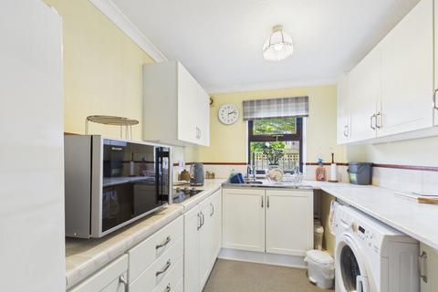 2 bedroom flat for sale, Albert Rd, Portsmouth PO6