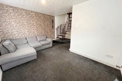 1 bedroom end of terrace house for sale, Marsom Grove, Luton, Bedfordshire, LU3 4BH