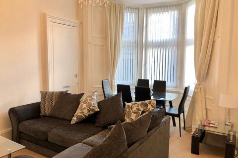 2 bedroom flat to rent, Fergus Drive, Glasgow, G20